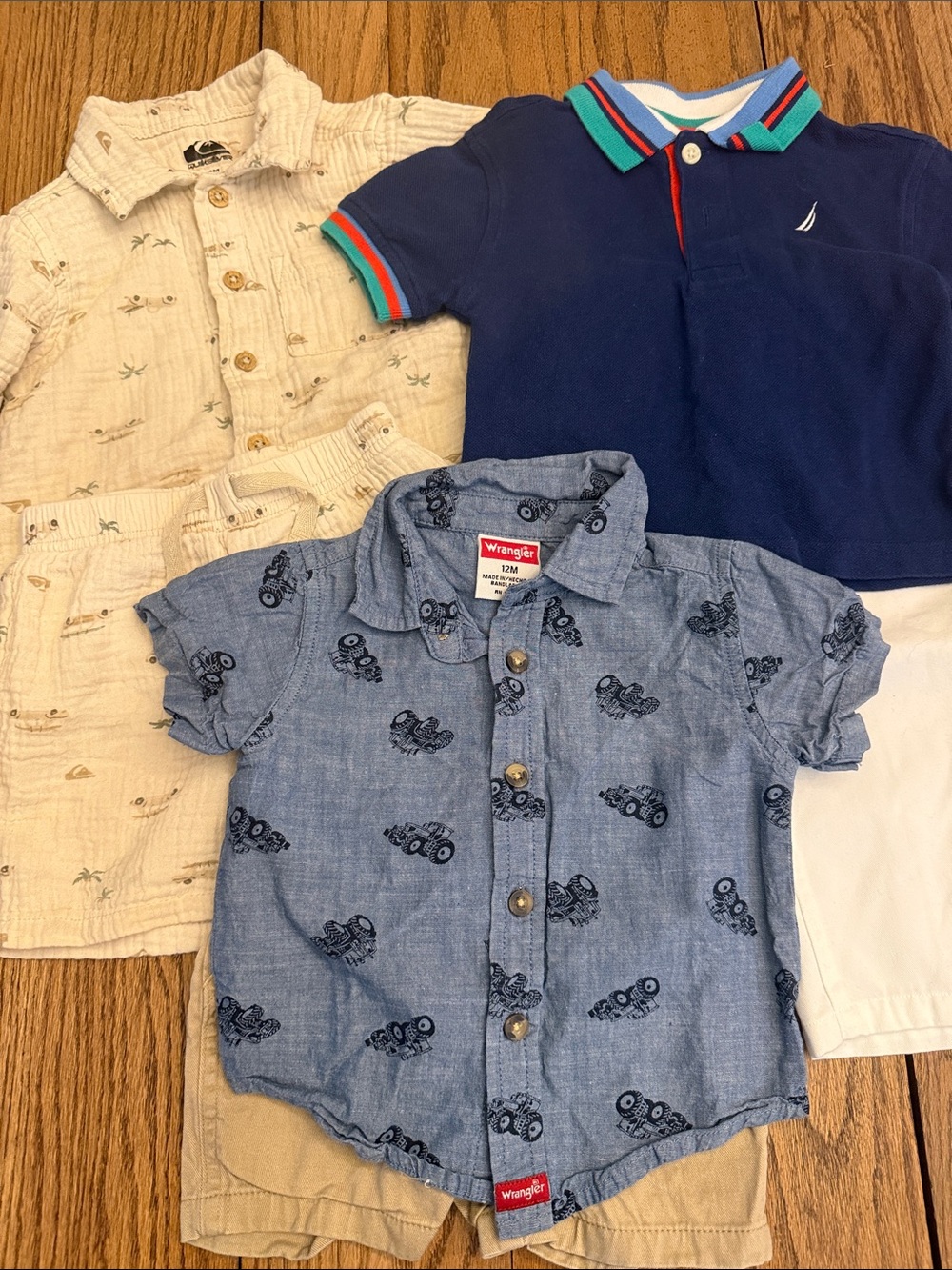 Lot of 3 Spring/Summer Outfits Sz 12m - Quick Silver, Wrangler & Nautica  UU